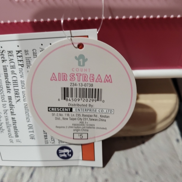 TARGET BULLSEYE LIGHT UP AIR STREAM CAMPER NWT - Picture 4 of 5